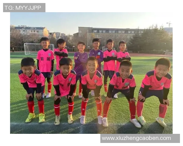 足球明星齐聚一堂畅谈梦想与荣耀的精彩时刻 足球明星齐聚一堂畅谈梦想与荣耀的精彩时刻